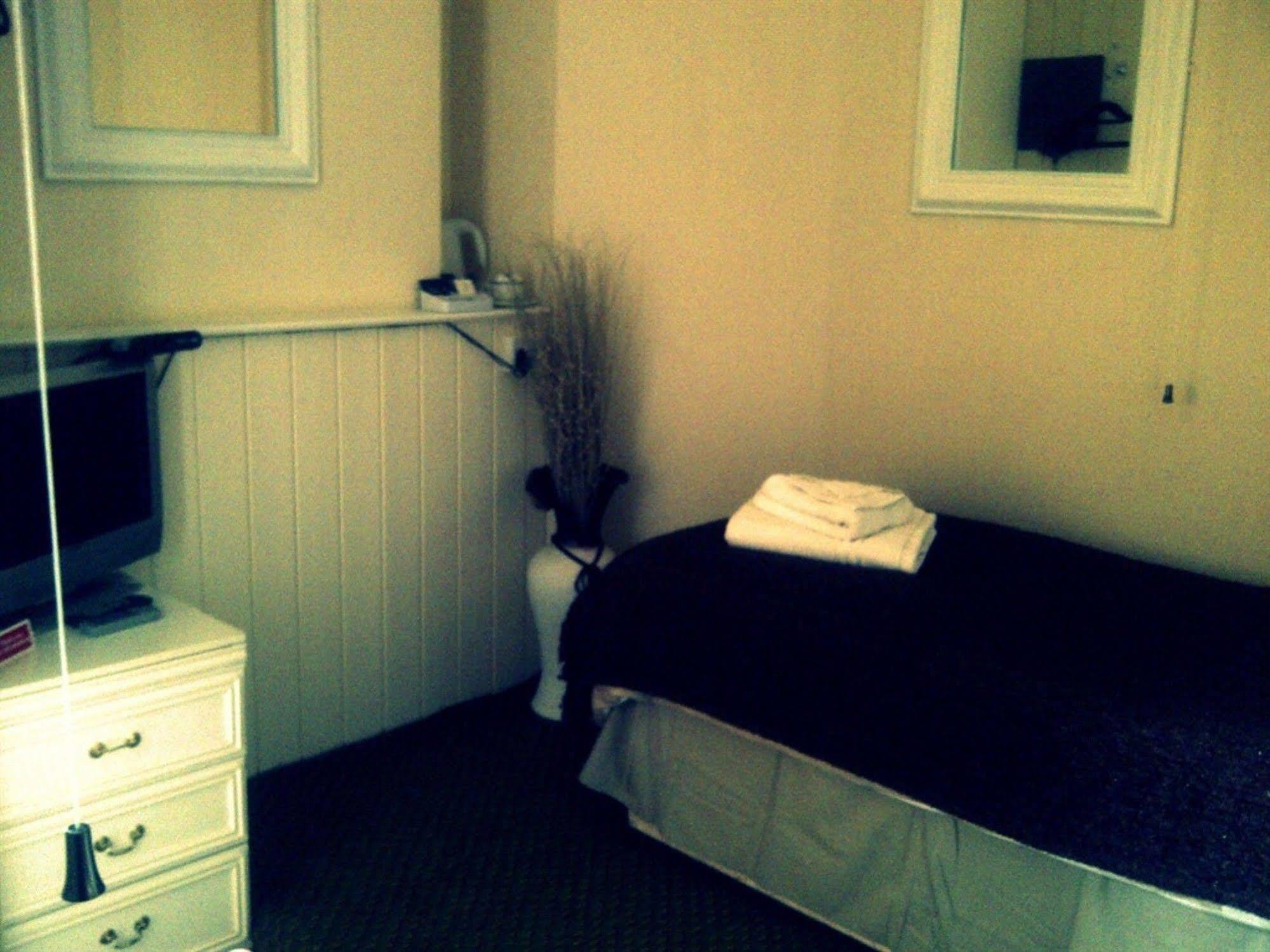 The Swan 4*